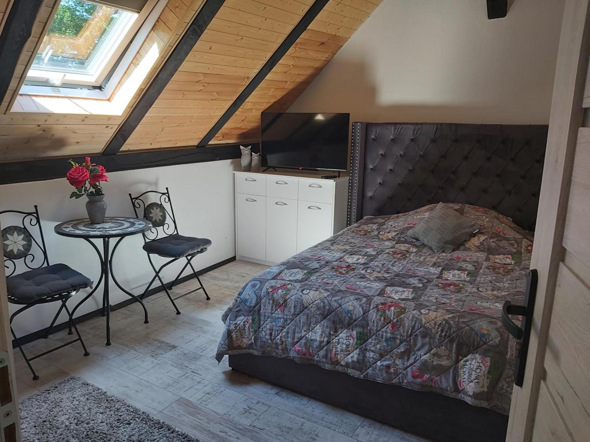 Vila Domek U Szajnosi Boguslawiec Exteriér fotografie